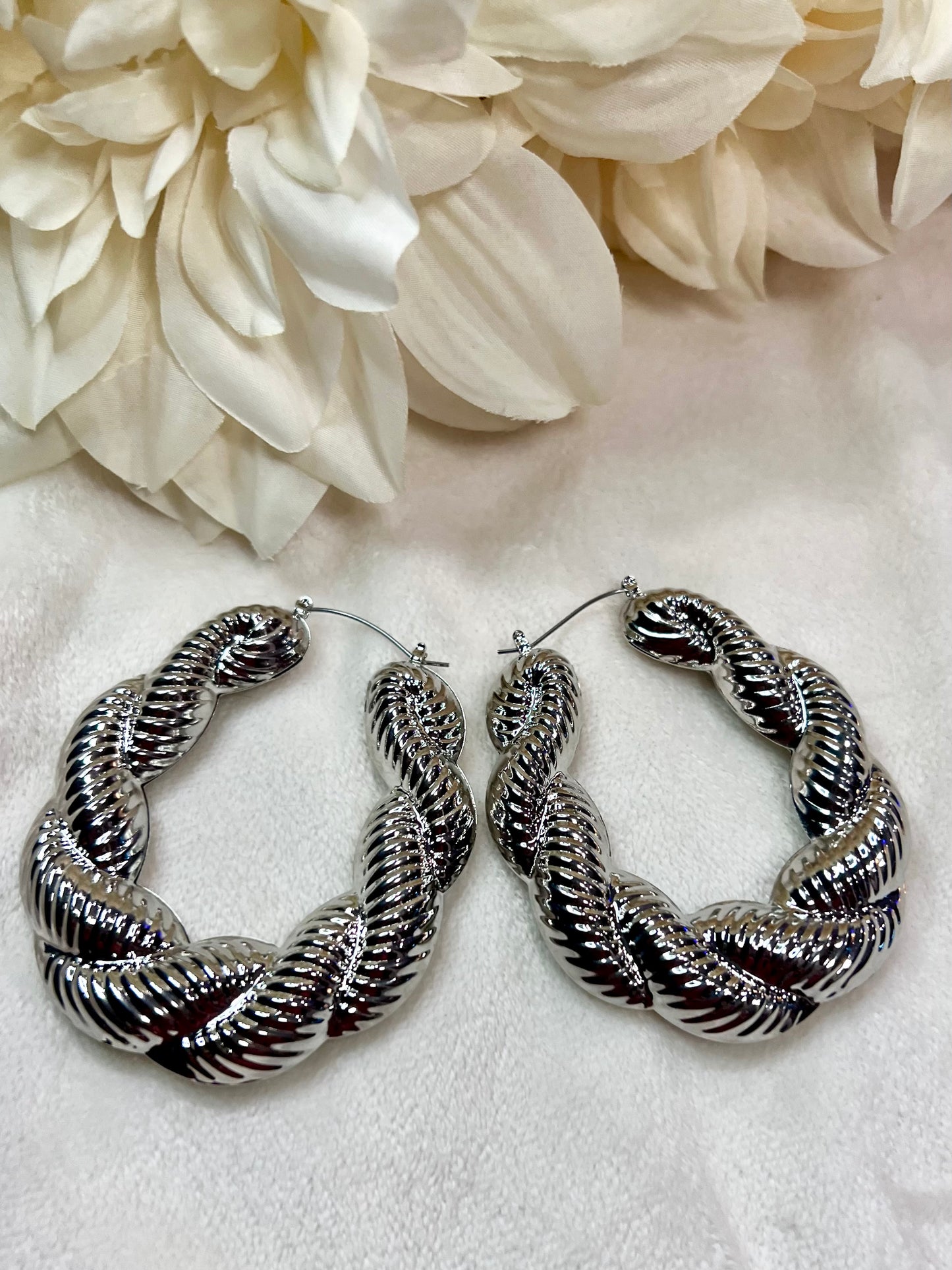 Oval silver Hoops