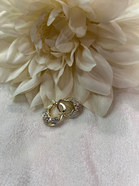 Tri-gold color flower Basket hoop earrings