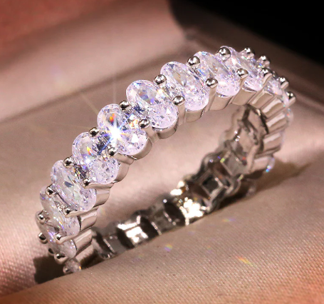 Oval Zirconia Ring